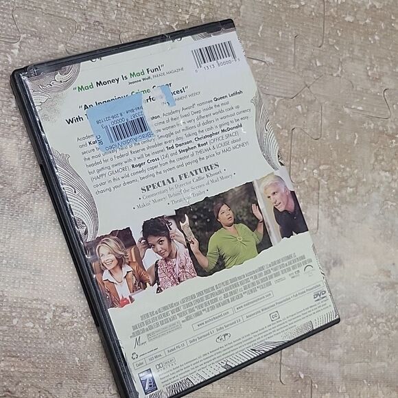 MAD MONEY DVD IN NEW CONDITION W/ DISNNE KEATON KATIE HOLMES, AND QUEEN LATIFA. - Picture 3 of 4